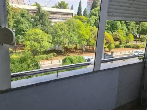 Izdavanje, jednosoban stan, 54m², Preko Morače, Podgorica - image 10