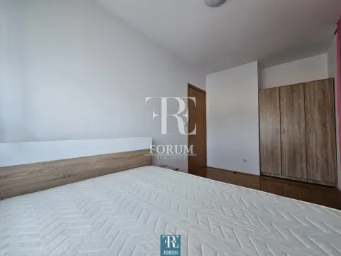 Izdavanje, trosoban stan, 86m², Stari Aerodrom, Podgorica - image 9