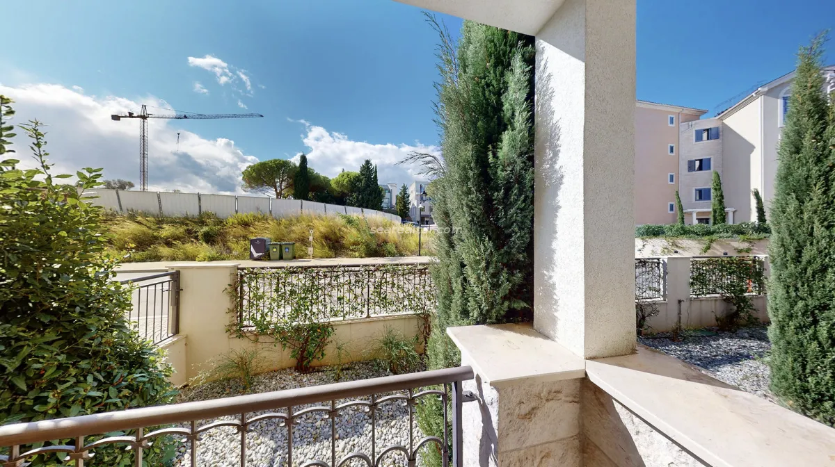 Prodaja, jednosoban stan, 57m², Luštica Bay, Tivat