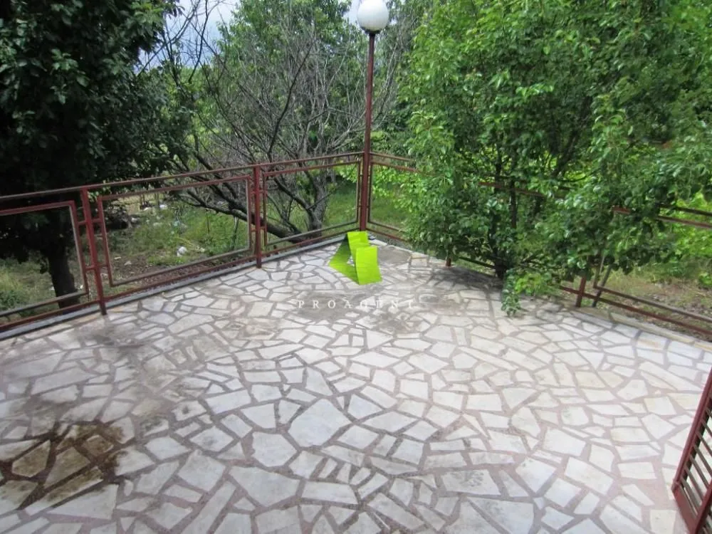 Prodaja, kuća, 200m², Pantelej, Niš