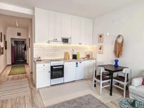 Rent, two bedroom apartment, 40m², Stari Grad, Beograd - image 8