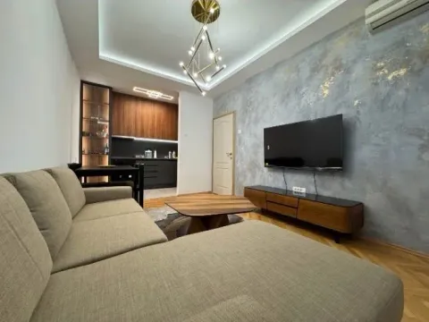 Izdavanje, jednosoban stan, 60m2, Preko Morače, Podgorica Izdavanje, jednosoban stan, 60m2, Preko Morače, Podgorica