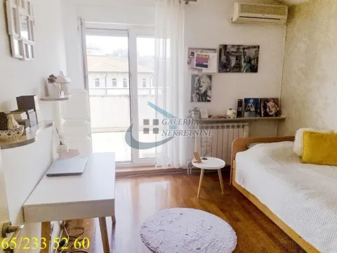 Prodaja, četvorosoban stan, 142m², Savski Venac, Beograd - image 9