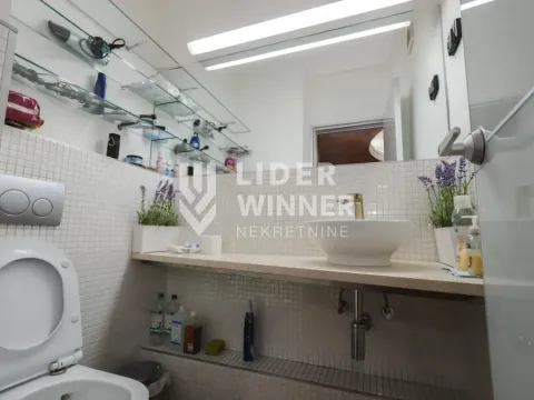 Sale, four bedroom apartment, 160m², Vračar Centar, Vračar Sve Podlokacije - image 10