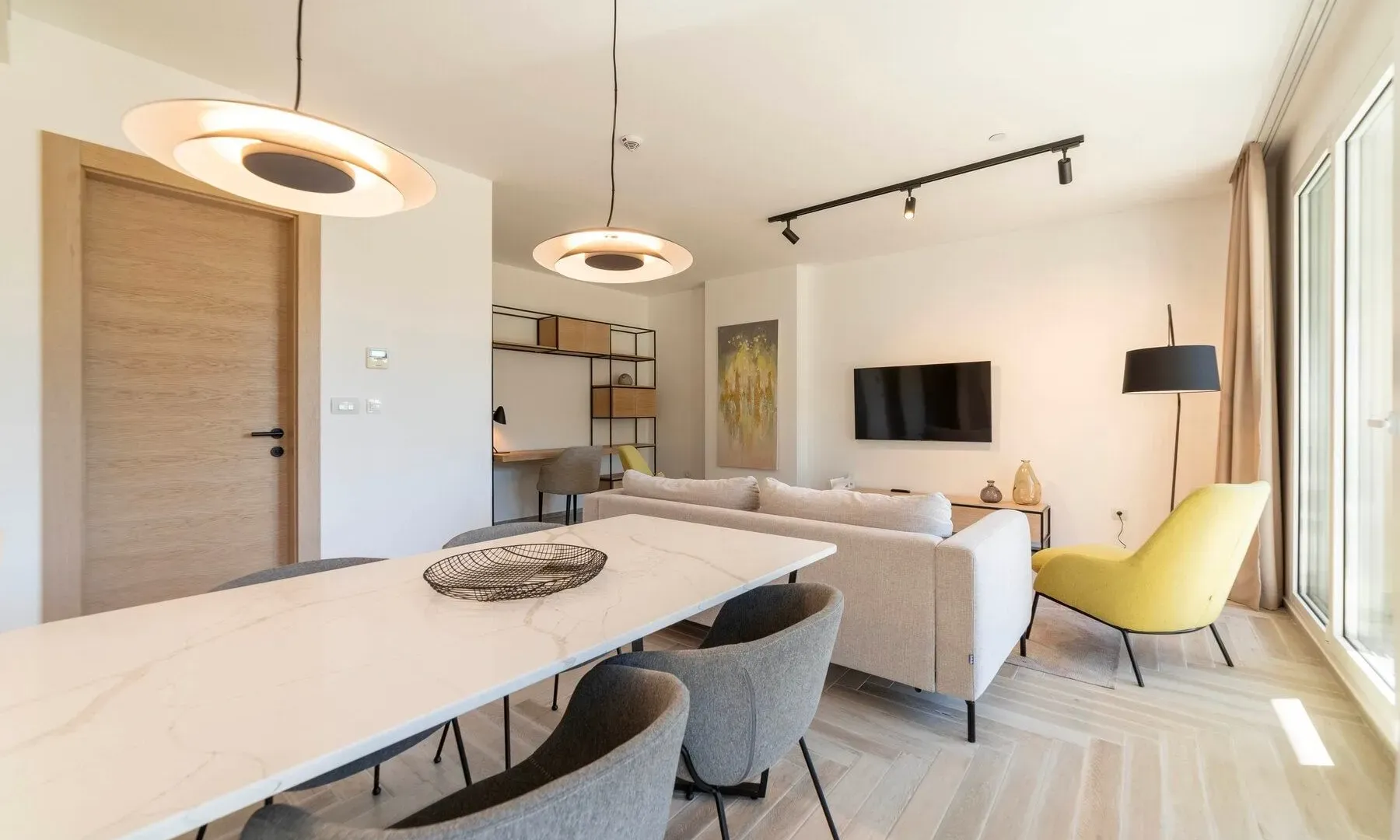 Prodaja, dvosoban stan, 94m², Kotor, Crna Gora