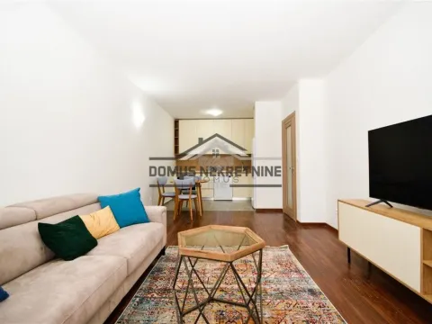 Izdavanje, jednosoban stan, 50m², Master Kvart, Podgorica - image 3