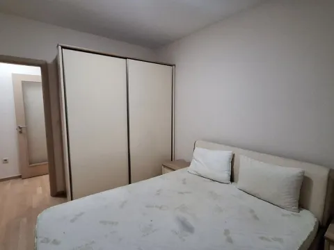 Prodaja, dvosoban stan, 70m², City Kvart, Podgorica - image 3