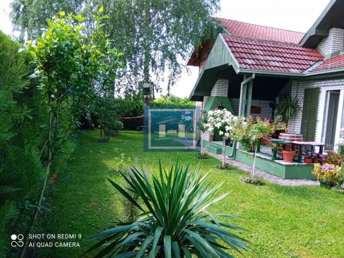 Prodaja, kuća, 350m², Lipova, Vrnjačka Banja