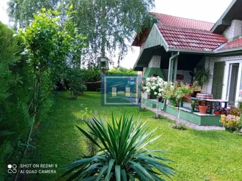 Sale, house, 350m², Lipova, Vrnjačka Banja - image 2