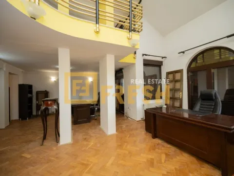 Izdavanje, kuća, 260m², Gorica C, Podgorica - image 6