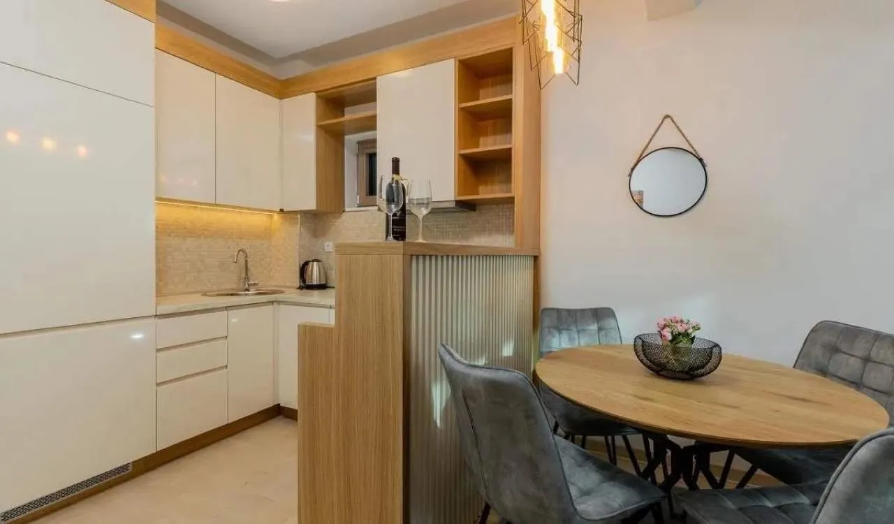 Sale, two bedroom apartment, 61m², Pržno, Budva