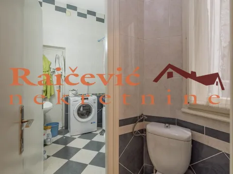 Prodaja, četvorosoban stan, 115m², Stari Grad, Beograd - image 16
