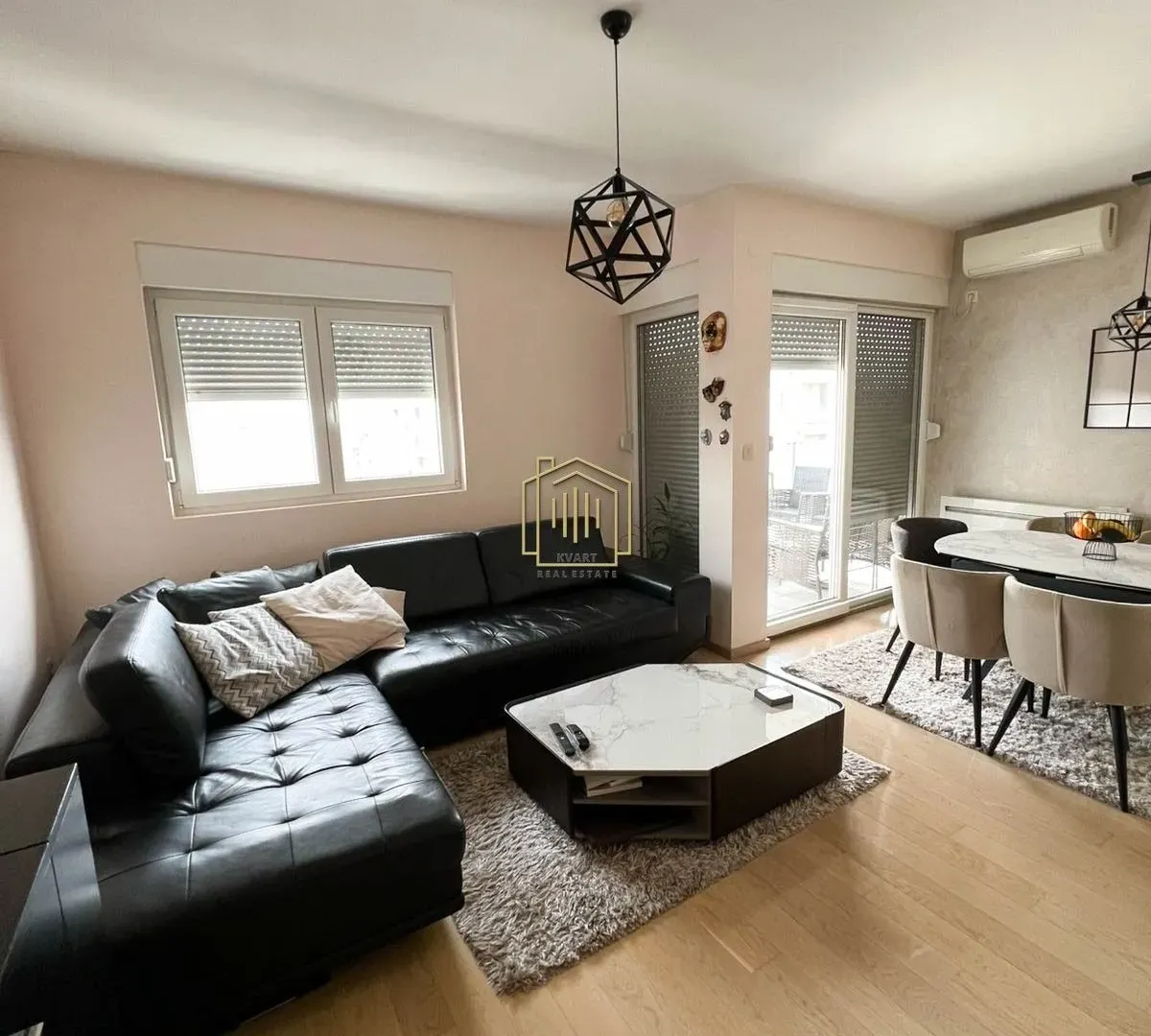 Prodaja, jednosoban stan, 53m², City Kvart, Podgorica