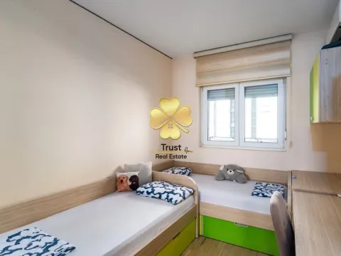 Prodaja, dvosoban stan, 72m², City Kvart, Podgorica - image 10