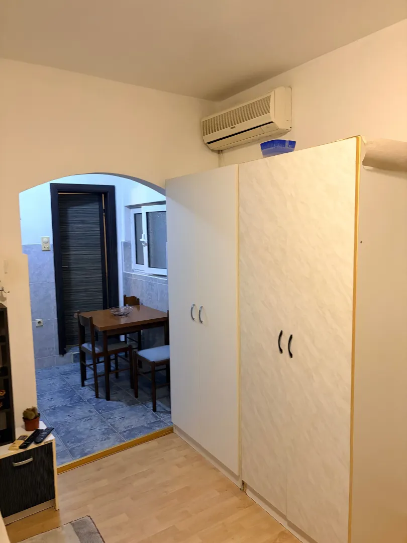Izdavanje, jednosoban stan, 30m², Rozino, Budva
