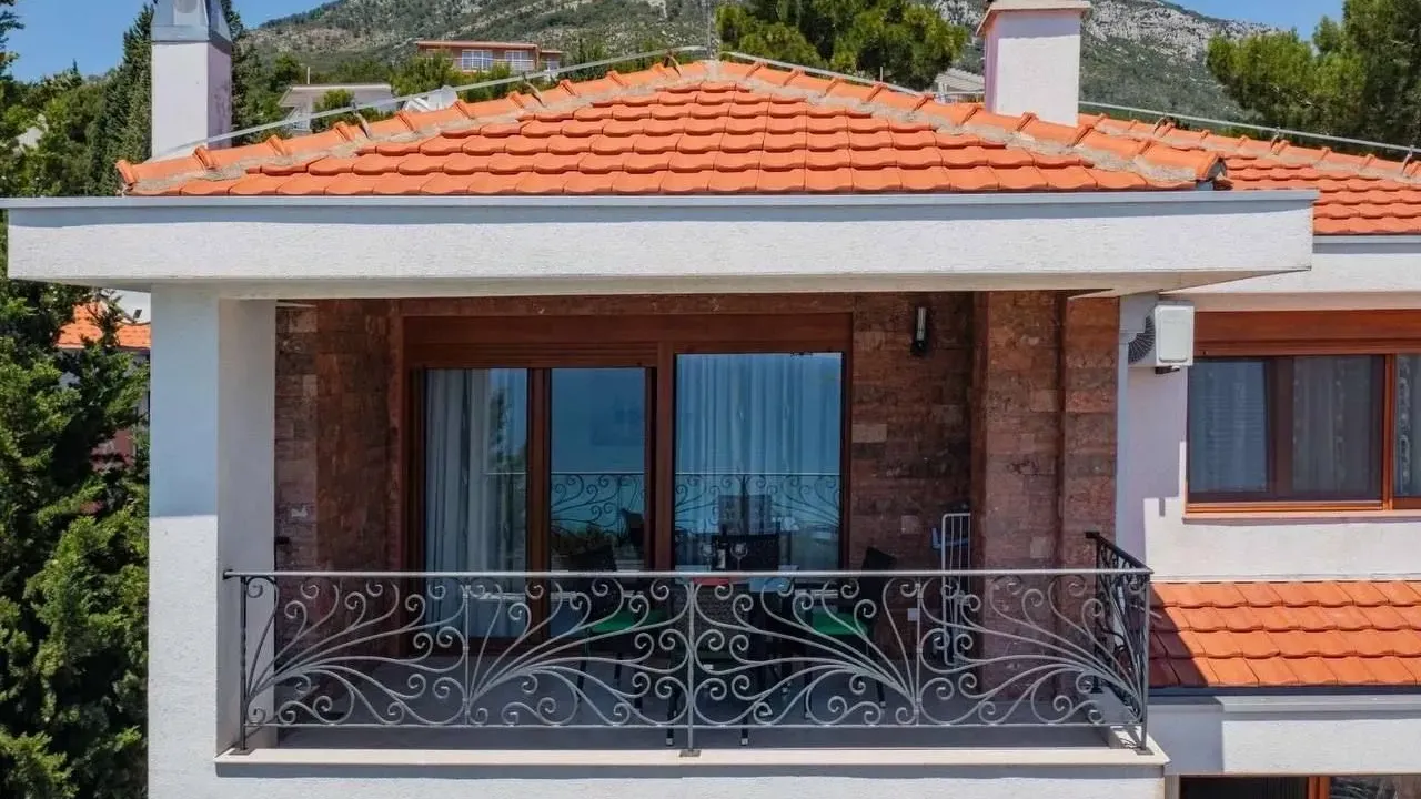 Prodaja, kuća, 252m², Šušanj, Bar