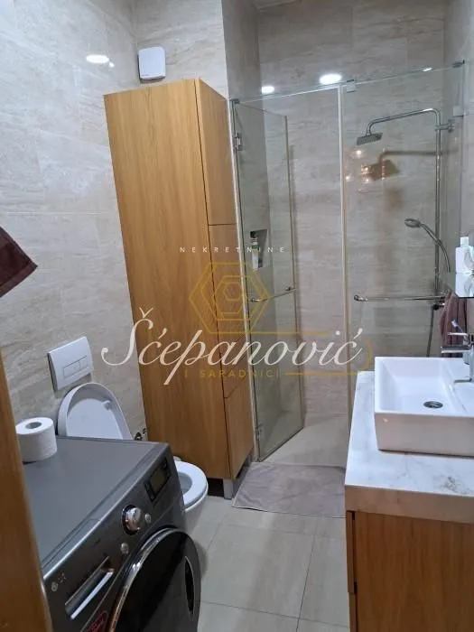 Prodaja, trosoban stan, 87m², Nova Detelinara, Novi Sad Sve Podlokacije