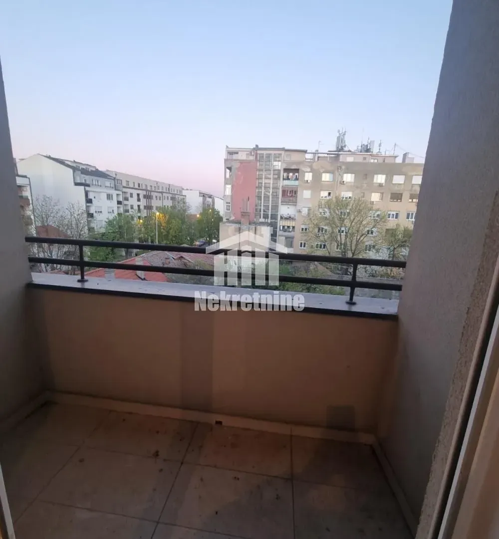 Sale, one bedroom apartment, 43m², Zemun Cara Dušana, Zemun Sve Podlokacije