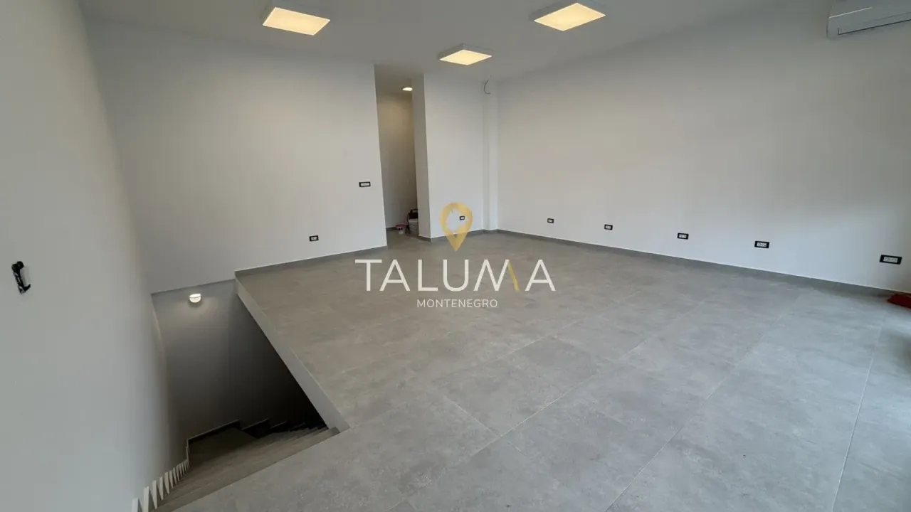 Rent, office space, 95m², City Kvart, Podgorica