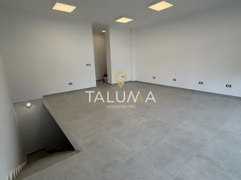 Rent, office space, 95m², City Kvart, Podgorica - image 1