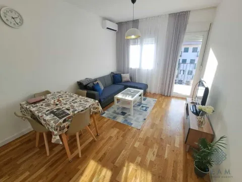 Rent, one bedroom apartment, 40m², Zabjelo, Podgorica - image 1