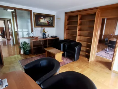 Rent, office space, 150m², Stara Varoš, Podgorica - image 14