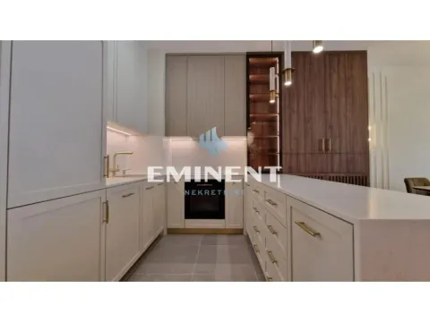 Izdavanje, trosoban stan, 92m², Novi Beograd Blok 65, Novi Beograd Sve Podlokacije - image 8