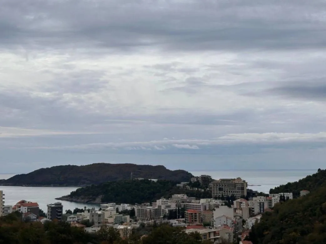 Prodaja, jednosoban stan, 42m², Bečići, Budva