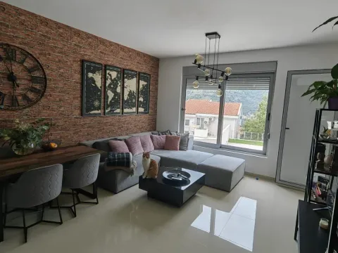 Prodaja, stan, 52m², Kotor, Crna Gora - image 4