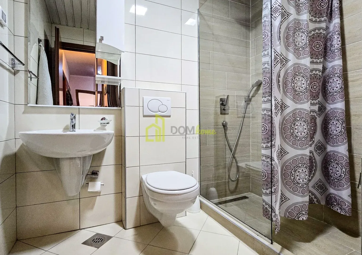 Rent, two bedroom apartment, 70m², City Kvart, Podgorica