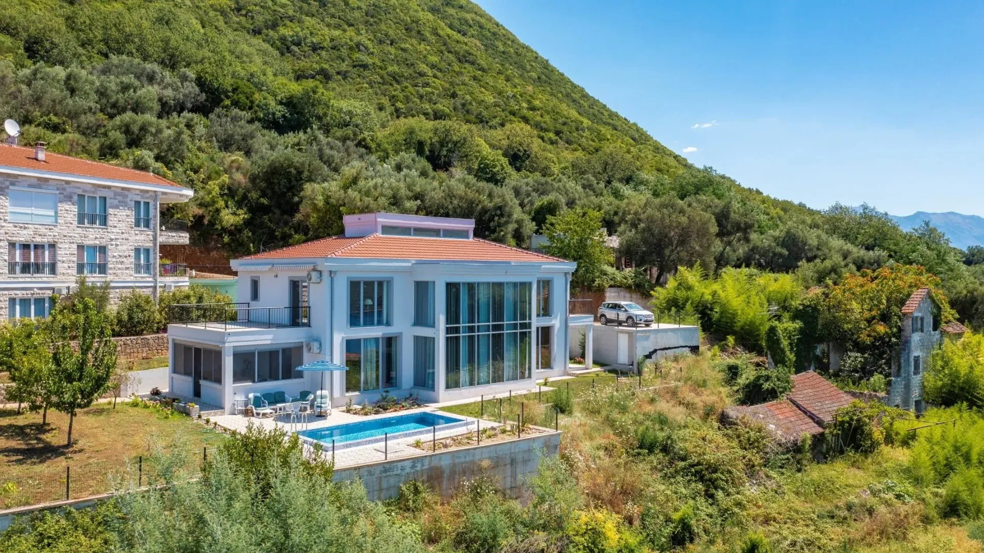 Sale, house, 296m², Kotor, Crna Gora