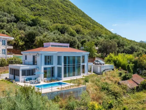Sale, house, 296m², Kotor, Crna Gora - image 1