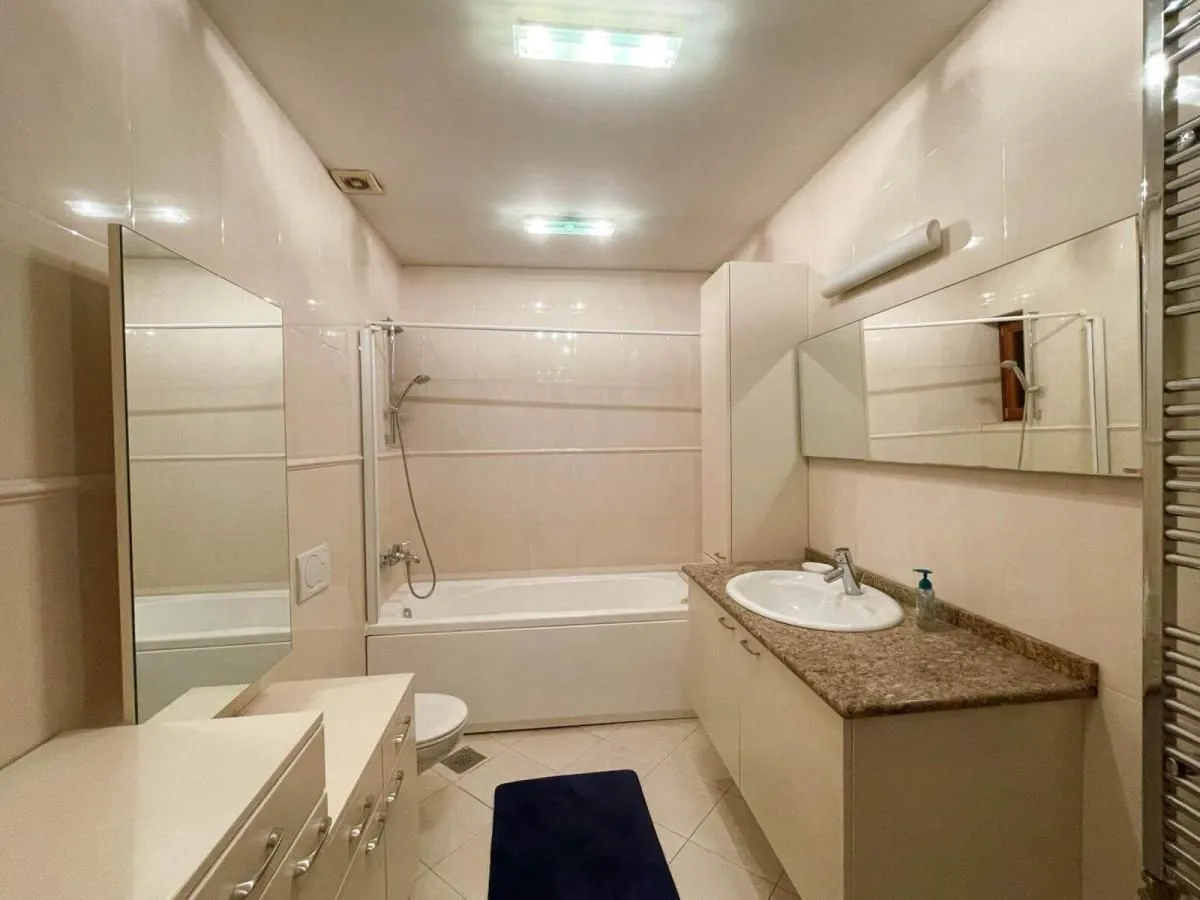 Rent, apartment, 130m², Vračar Hram, Vračar Sve Podlokacije