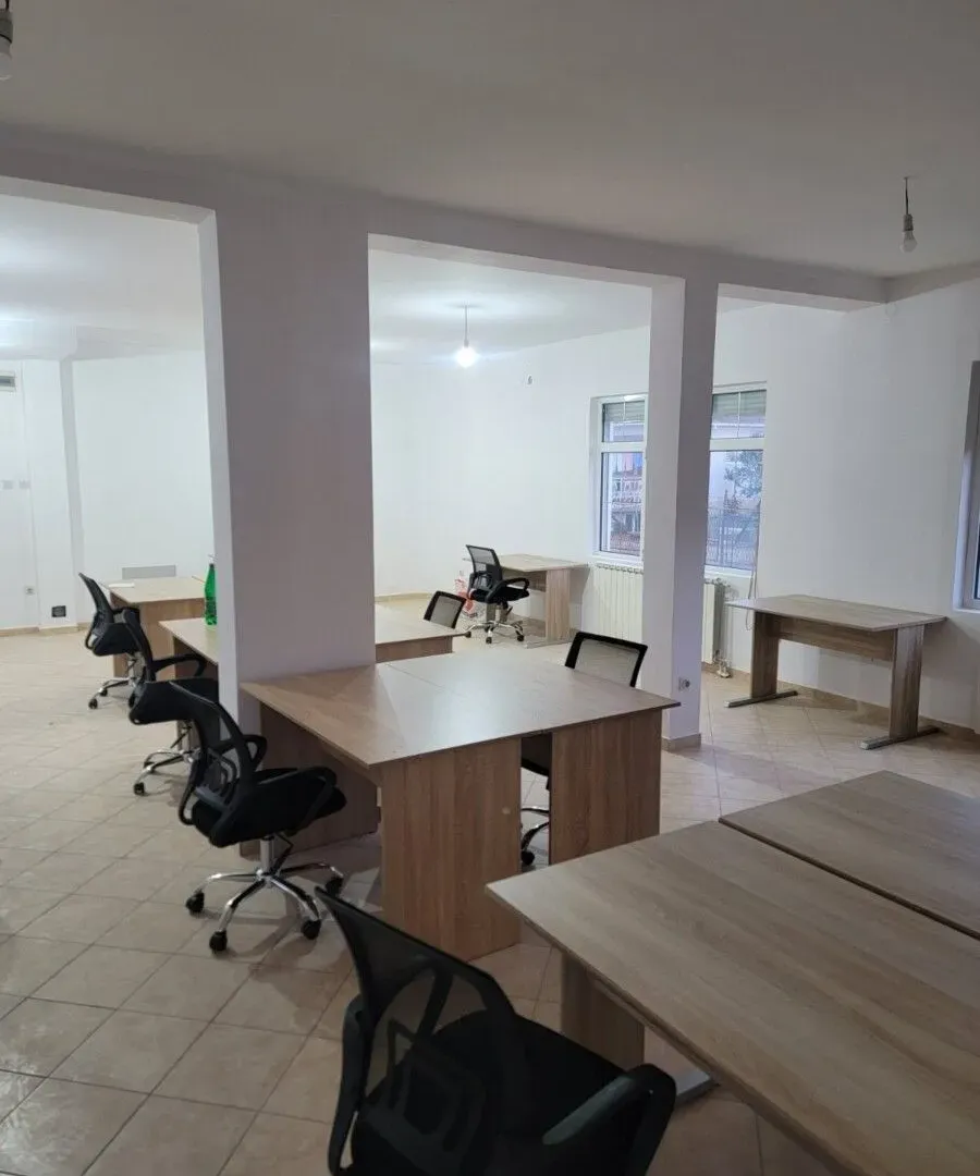Rent, house, 130m², Zlatica, Podgorica