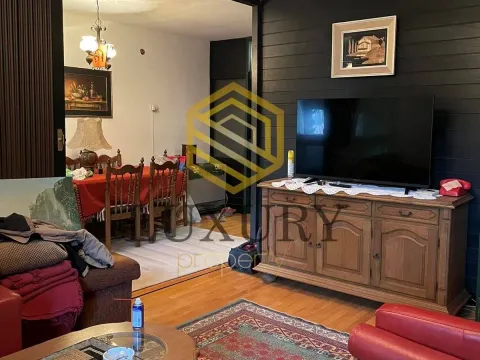 Izdavanje, trosoban stan, 95m², Blok 5, Podgorica - image 7