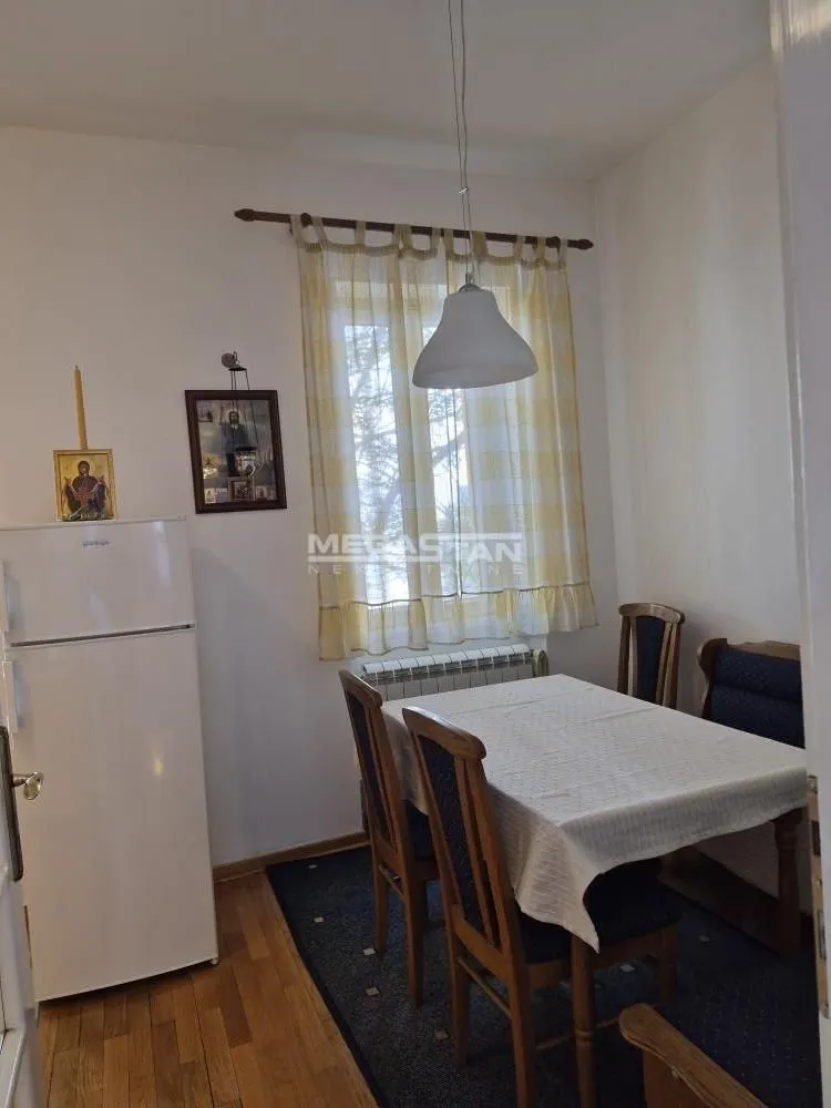 Rent, two bedroom apartment, 70m², Vračar Hram, Vračar Sve Podlokacije