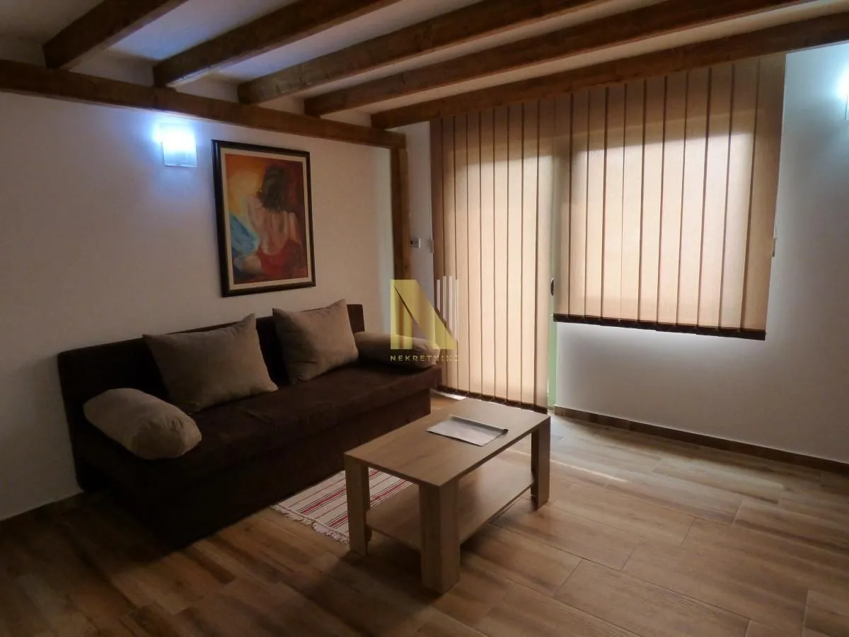 Sale, hospitality venue, 2064m², Centar, Vršac
