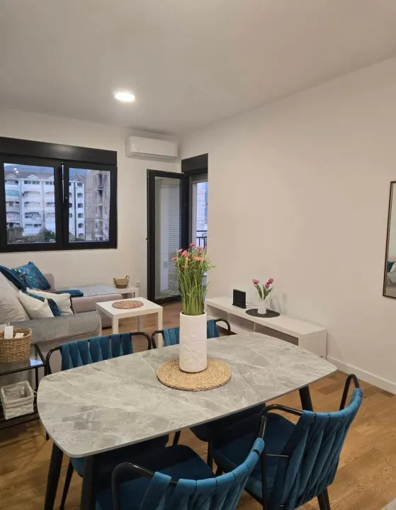 Rent, one bedroom apartment, 37m², Bijela, Herceg Novi