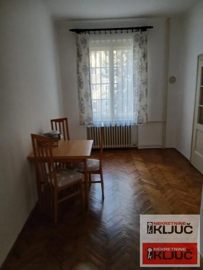 Prodaja, dvosoban stan, 70m², Centar, Novi Sad