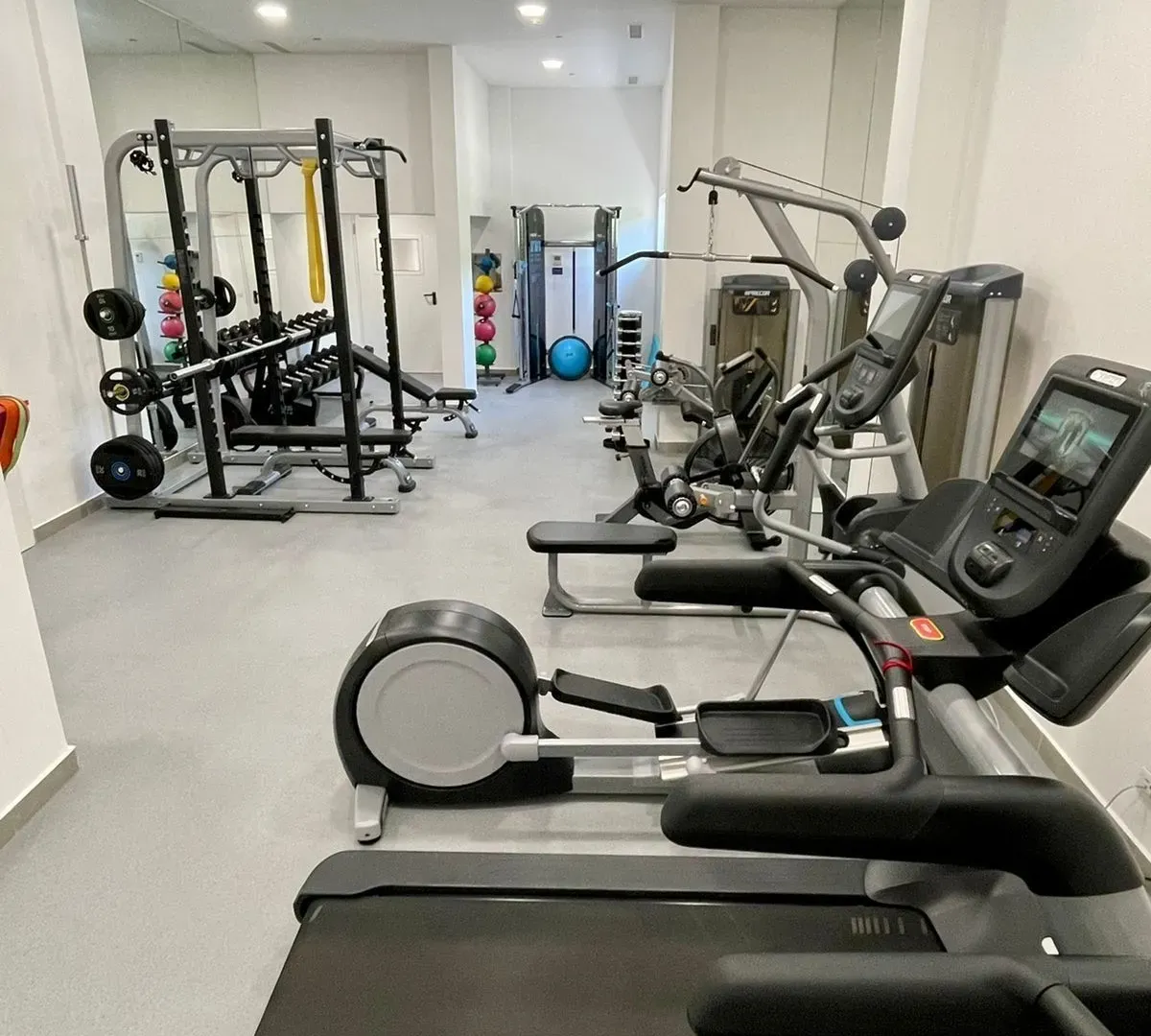 Rent, two bedroom apartment, 146m², Tivat, Crna Gora