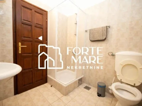 Prodaja, kuća, 241m², Đenovići, Herceg Novi - image 12