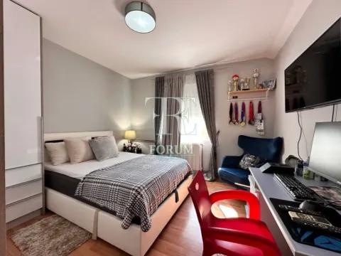 Rent, house, 250m², Donja Gorica, Podgorica - image 2