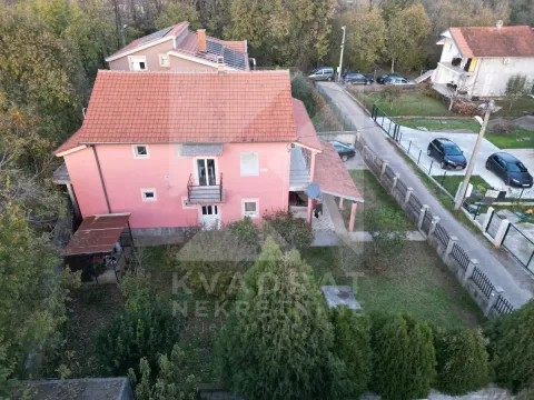 Prodaja, kuća, 182m², Donja Gorica, Podgorica - image 31