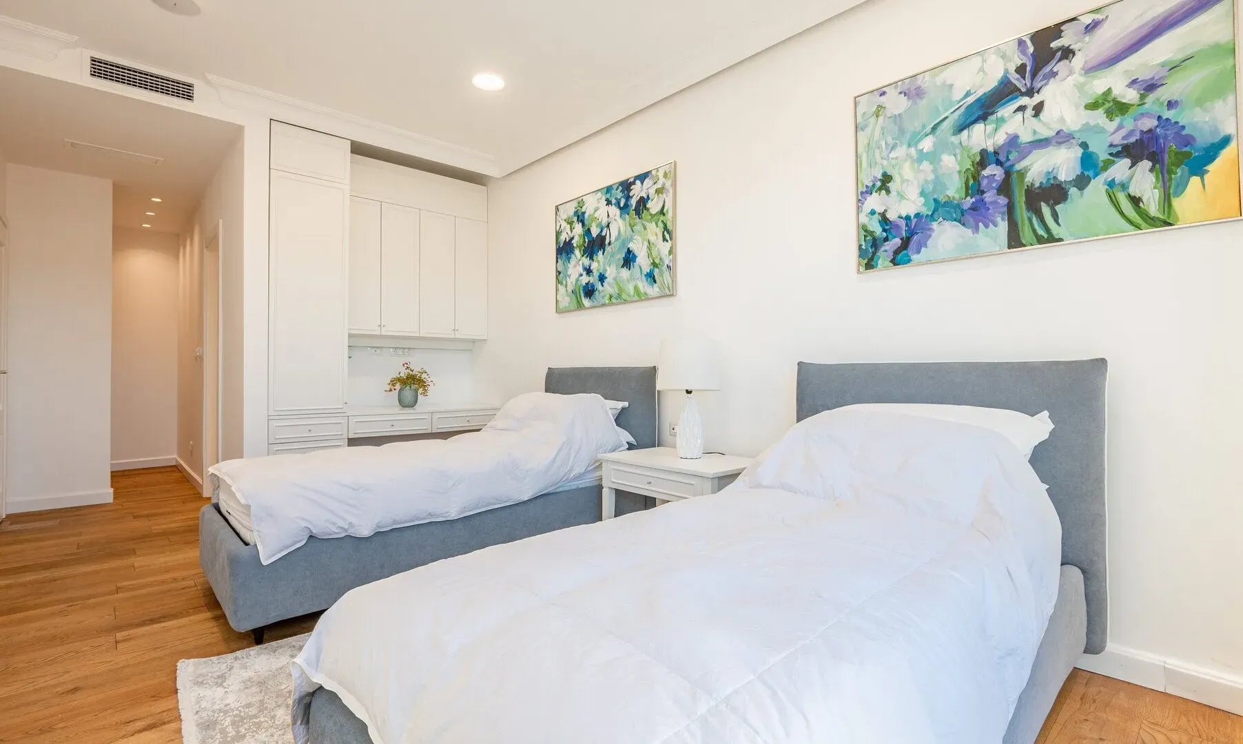 Sale, three bedroom apartment, 237m², Soho City, Bar