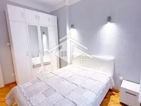 Rent, two bedroom apartment, 57m², Cvetni Trg, Vračar Sve Podlokacije - image 15
