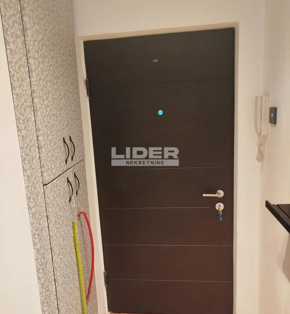 Rent, one bedroom apartment, 40m², Stari Grad, Beograd