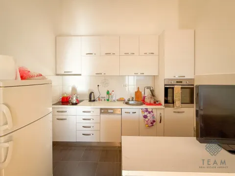 Prodaja, jednosoban stan, 43m², Stari Aerodrom, Podgorica - image 4