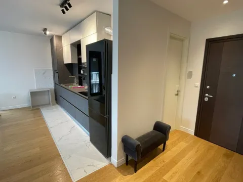 Izdavanje, četvorosoban stan, 113m², Preko Morače, Podgorica - image 8