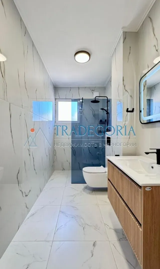 Prodaja, dvosoban stan, 105m², Bar, Crna Gora