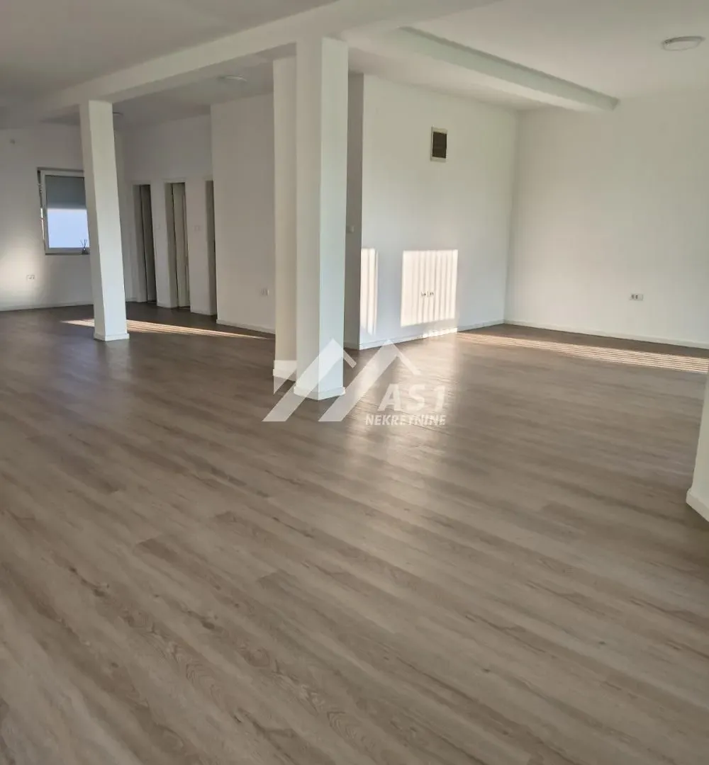 Rent, office space, 110m², Novi Sad Sve Podlokacije, Novi Sad